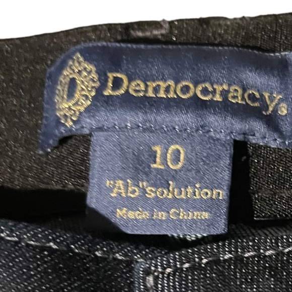 #262☑️Democracy Luxe Touch Distressed Booty Lift Jegging Jeans - Picture 9 of 12